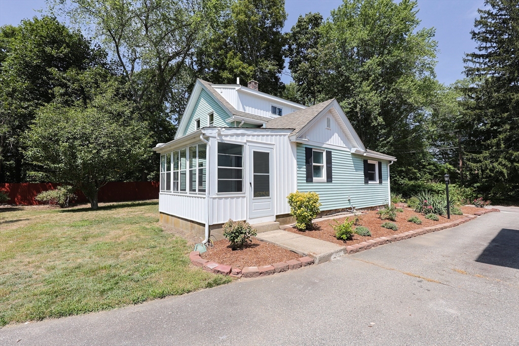 22 Florence St