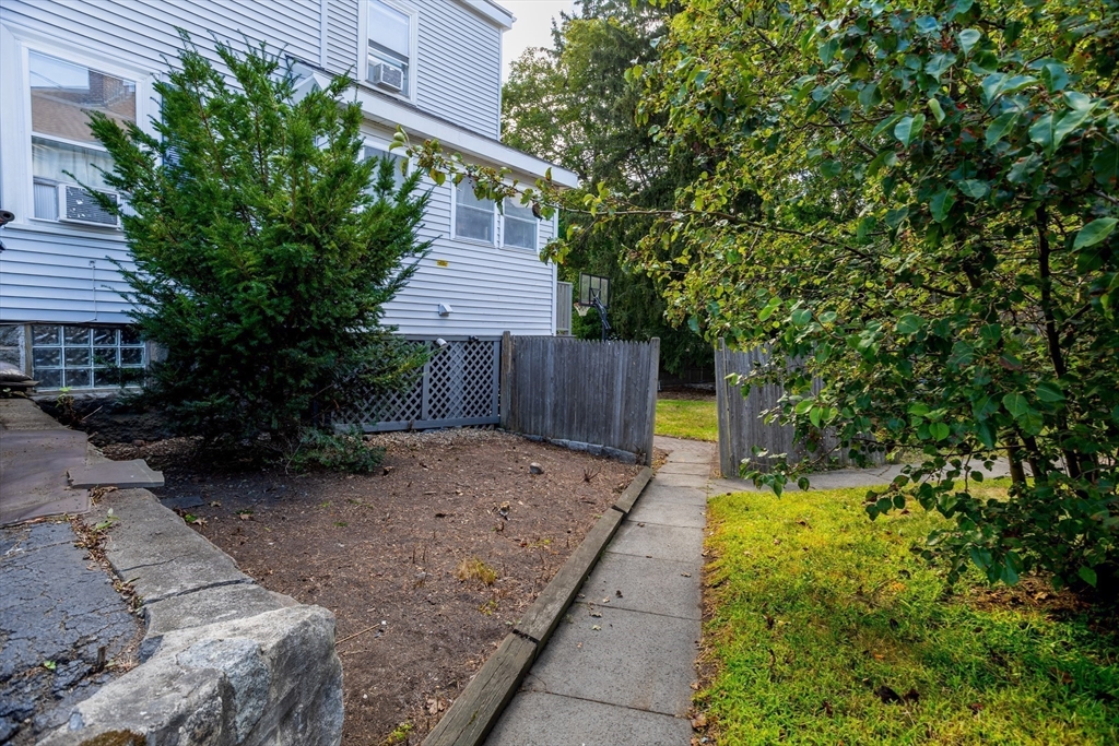 128 Green St 128