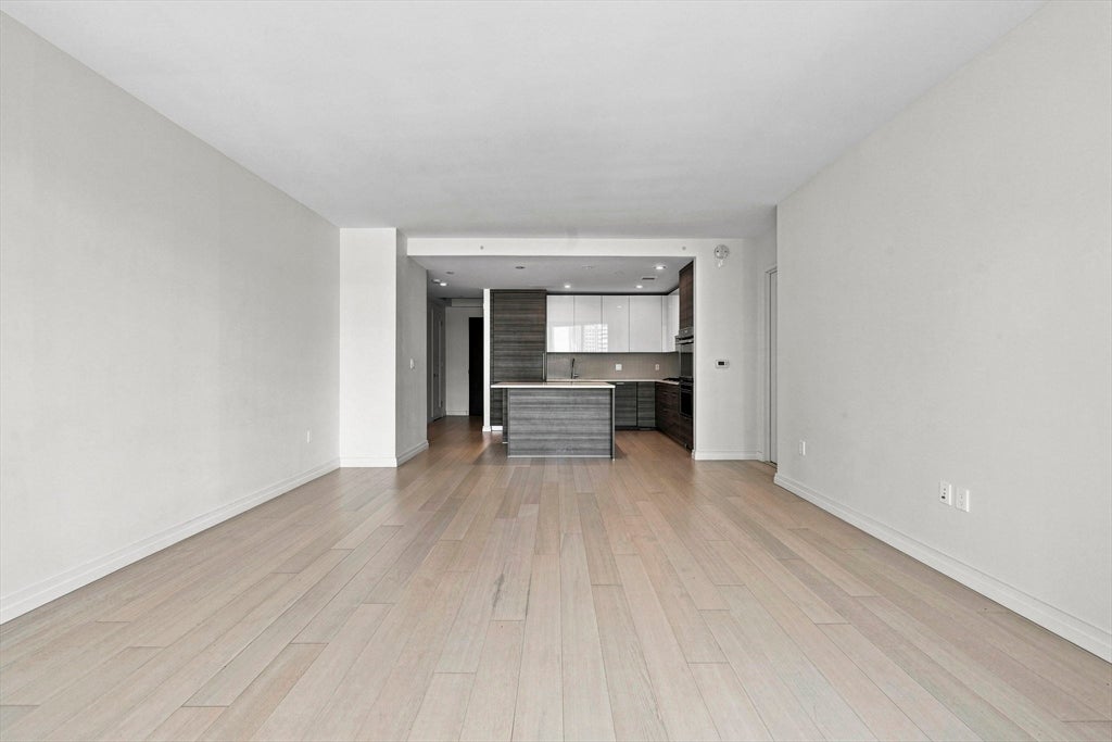 1 Franklin Street #3107