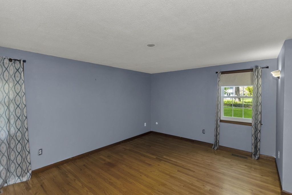 45 Woodcliff Dr, Westfield, MA, 45 Woodcliff Dr, Westfield, MA Photo #19