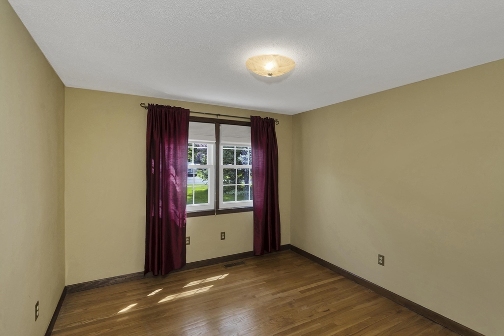 45 Woodcliff Dr, Westfield, MA, 45 Woodcliff Dr, Westfield, MA Photo #18