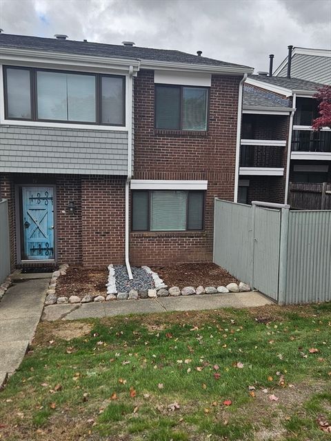 19 Meadowood Drive 19 Stoughton MA 02072