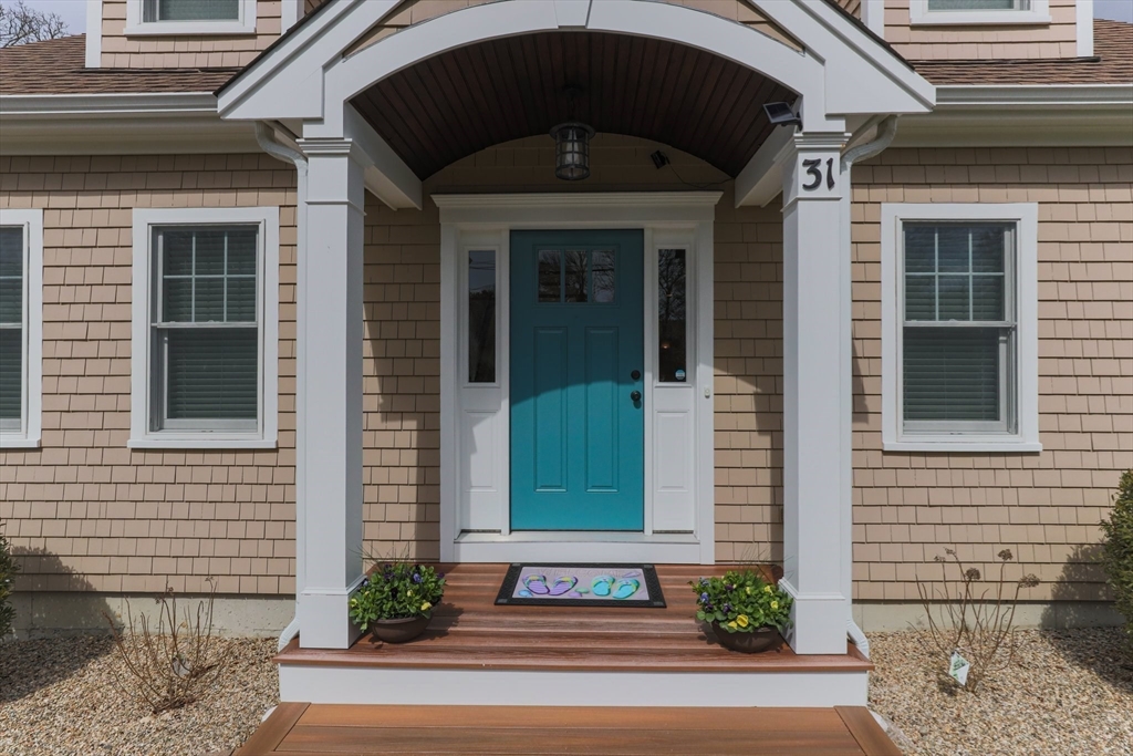 31 Seatucket Rd