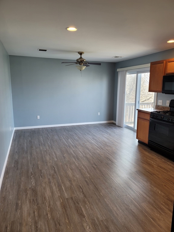 3226 North Main Street 1