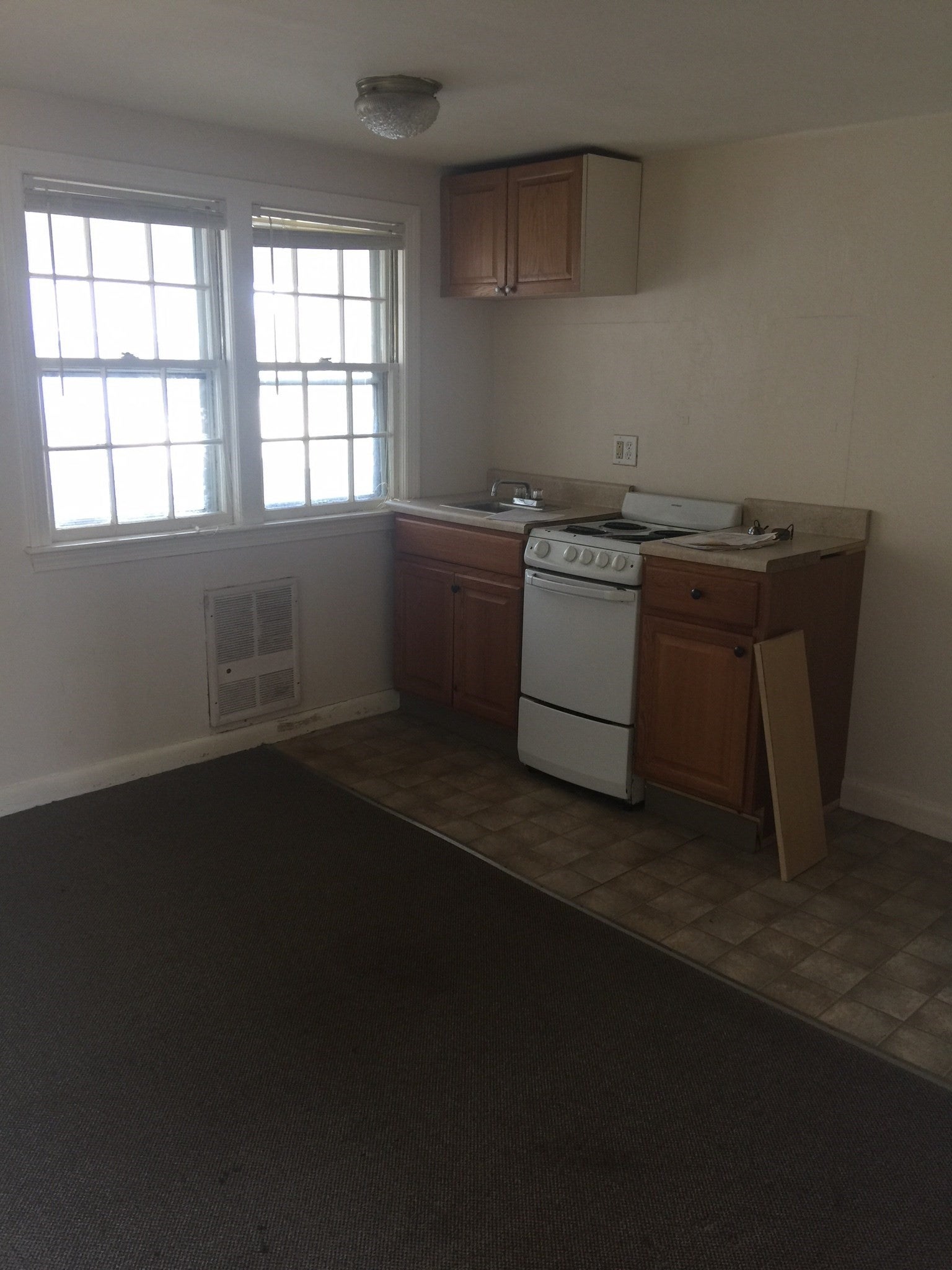 371 Main St 23