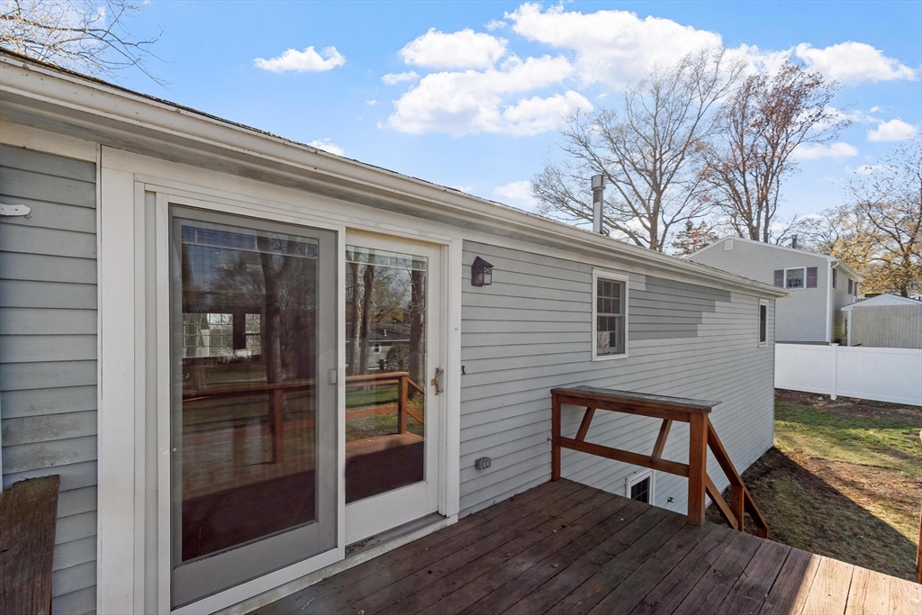 53 Longfellow Dr