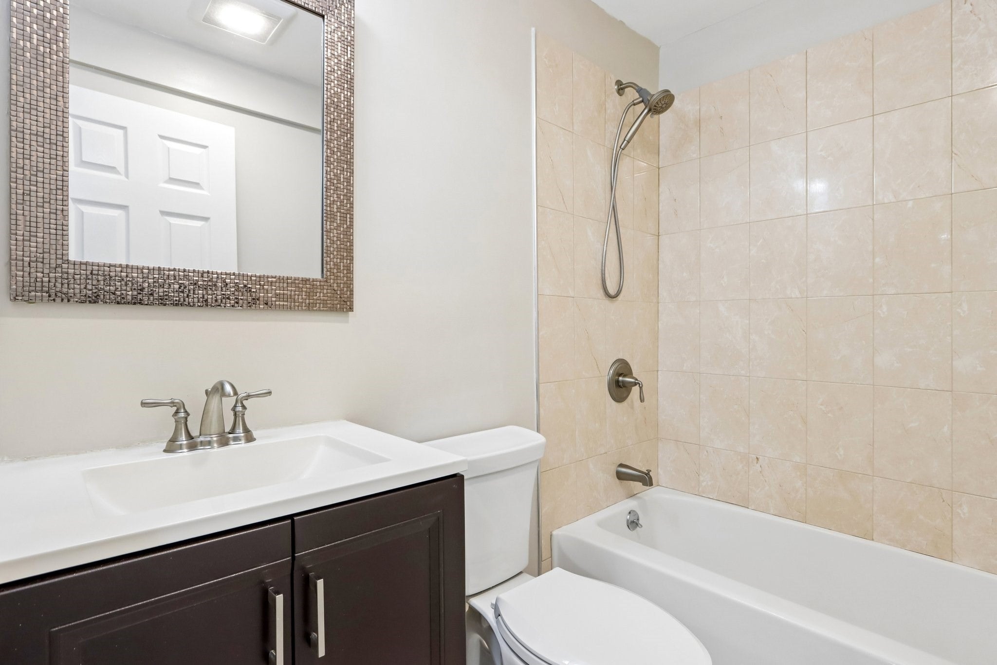 58 Edgelawn Ave #8, North Andover, MA, 58 Edgelawn Ave #8, North Andover, MA Photo #11