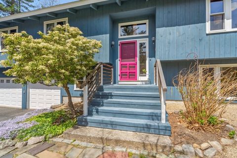 50 Lowell Dr Stow MA 01775