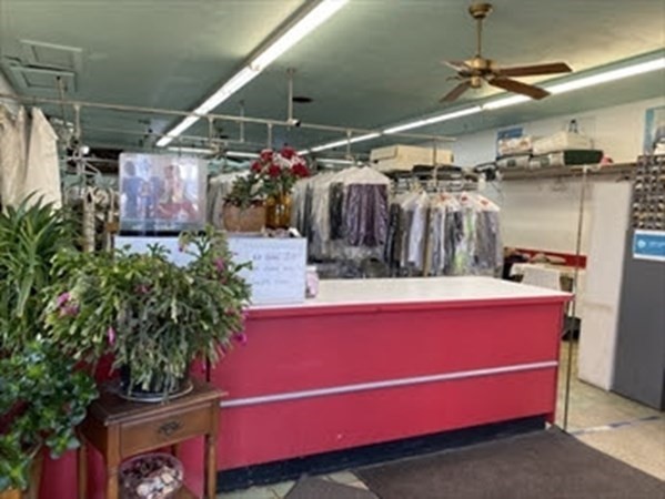 423 East St