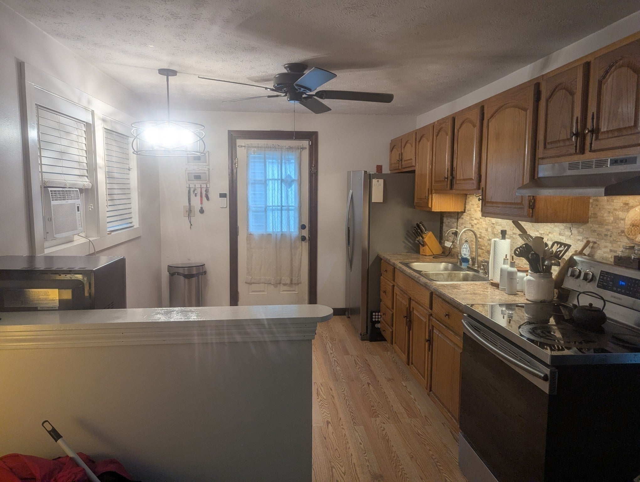 2 Pilgrim Rd, Lakeville, MA Photo #5