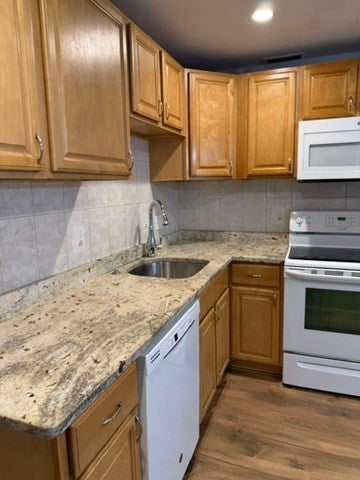 41 Spencer Rd 32G