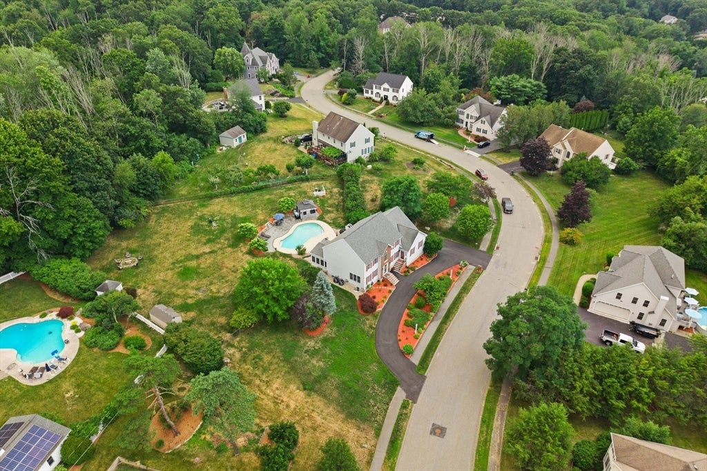 24 Sheridan Ln