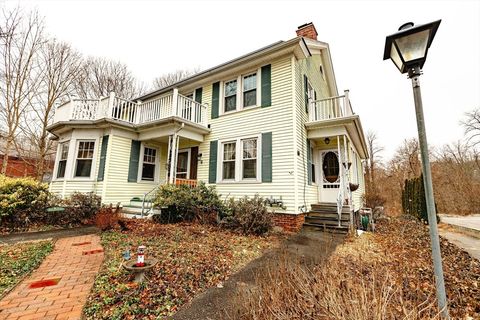 18 Milton O Fountain Way Warren MA 01083