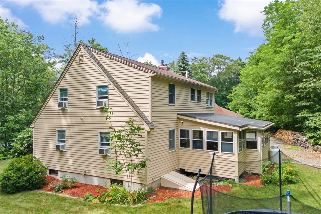 20 Wedgewood Dr