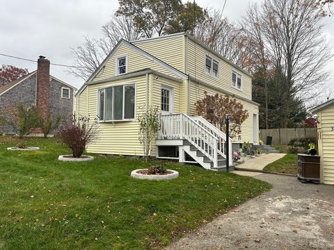 34 Hawthorne St North Attleboro MA 02760