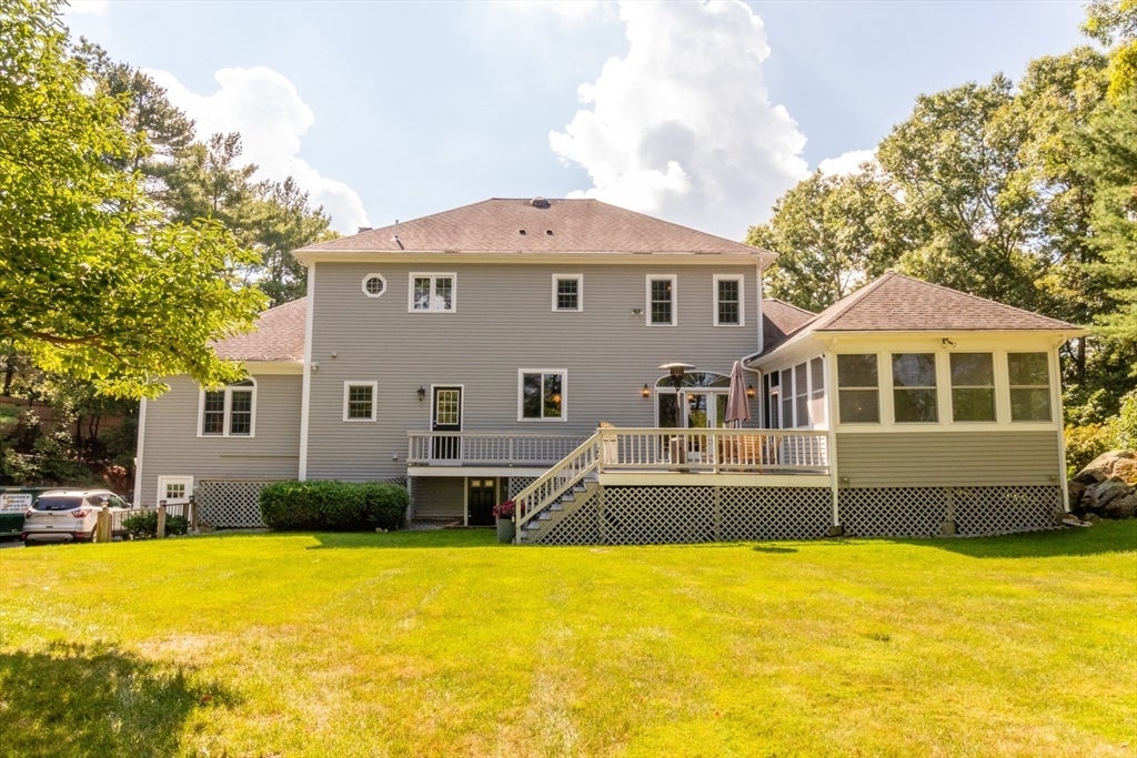 25 Windsor Dr