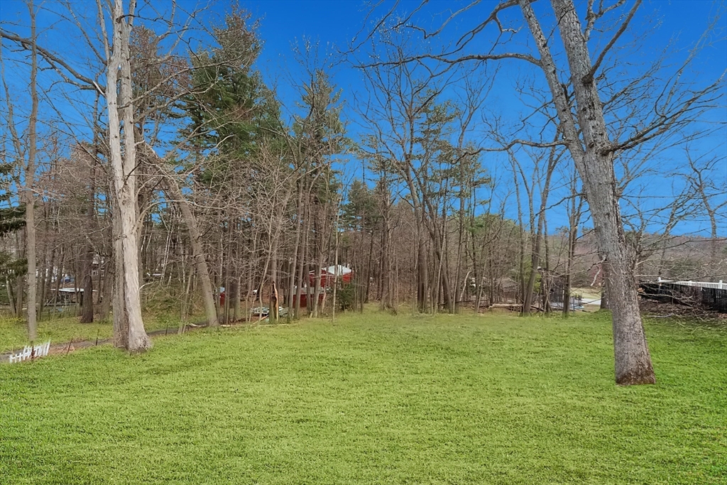 164 Sterling Rd