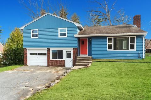 164 Sterling Rd Lancaster MA 01523