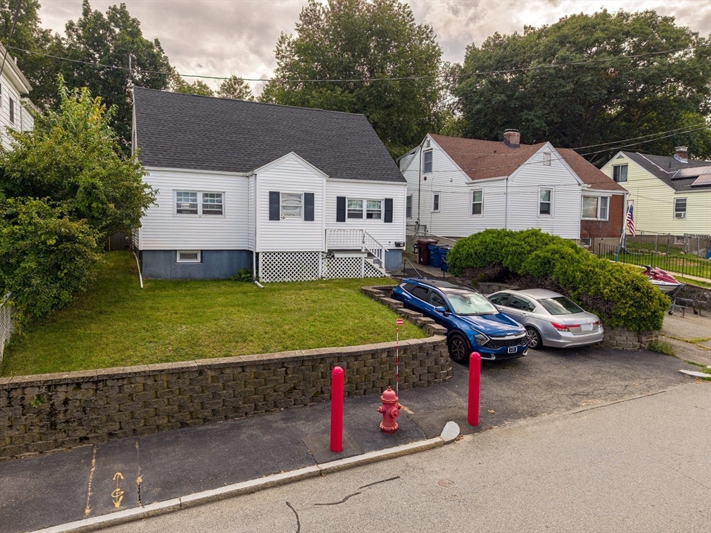 176 Reservoir Ave
