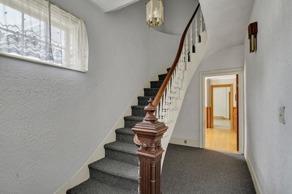 121 Myrtle St