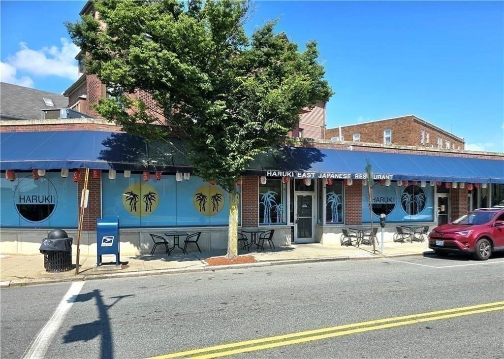 172 Wayland Ave
