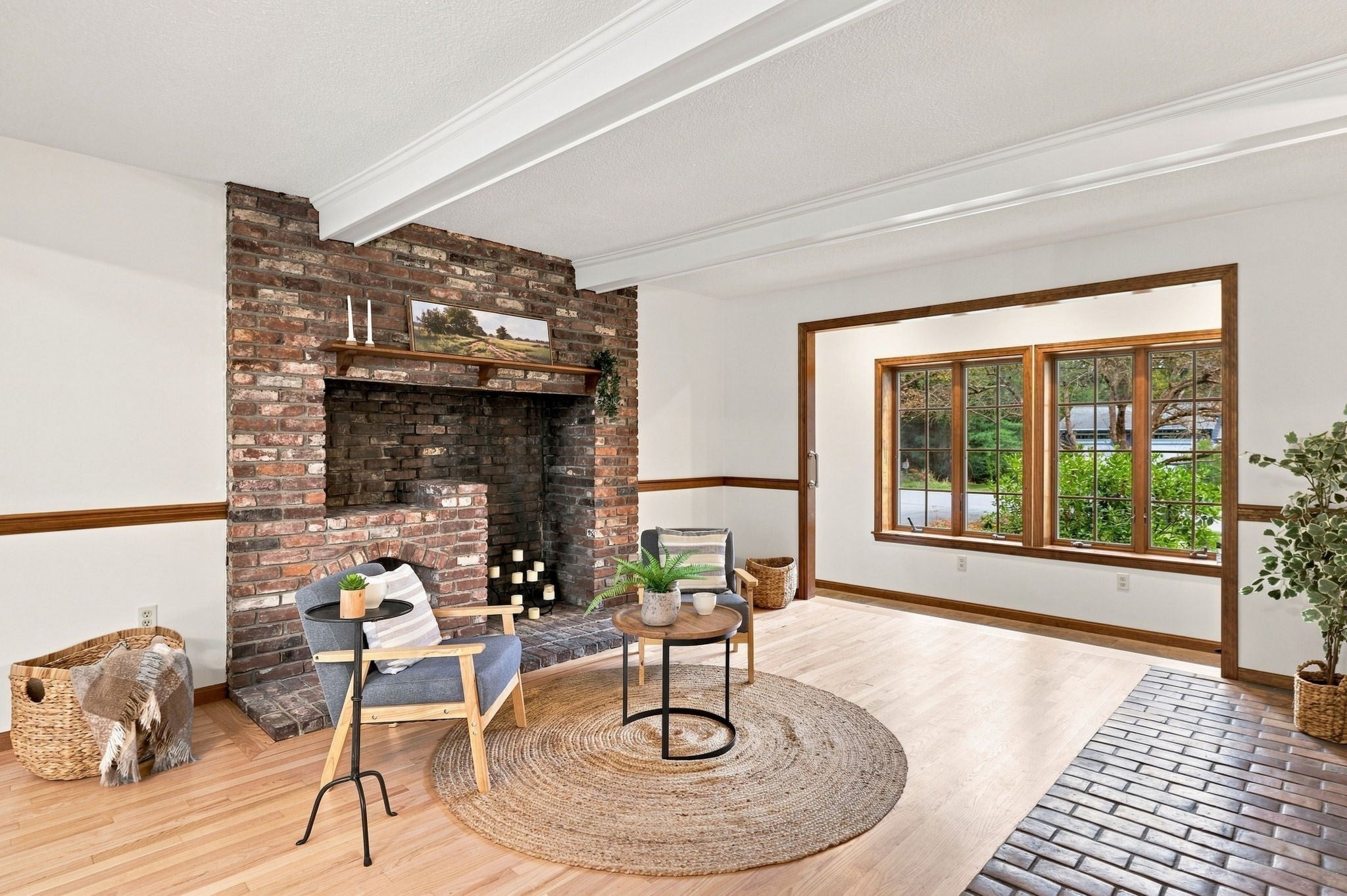 5 Regis Rd