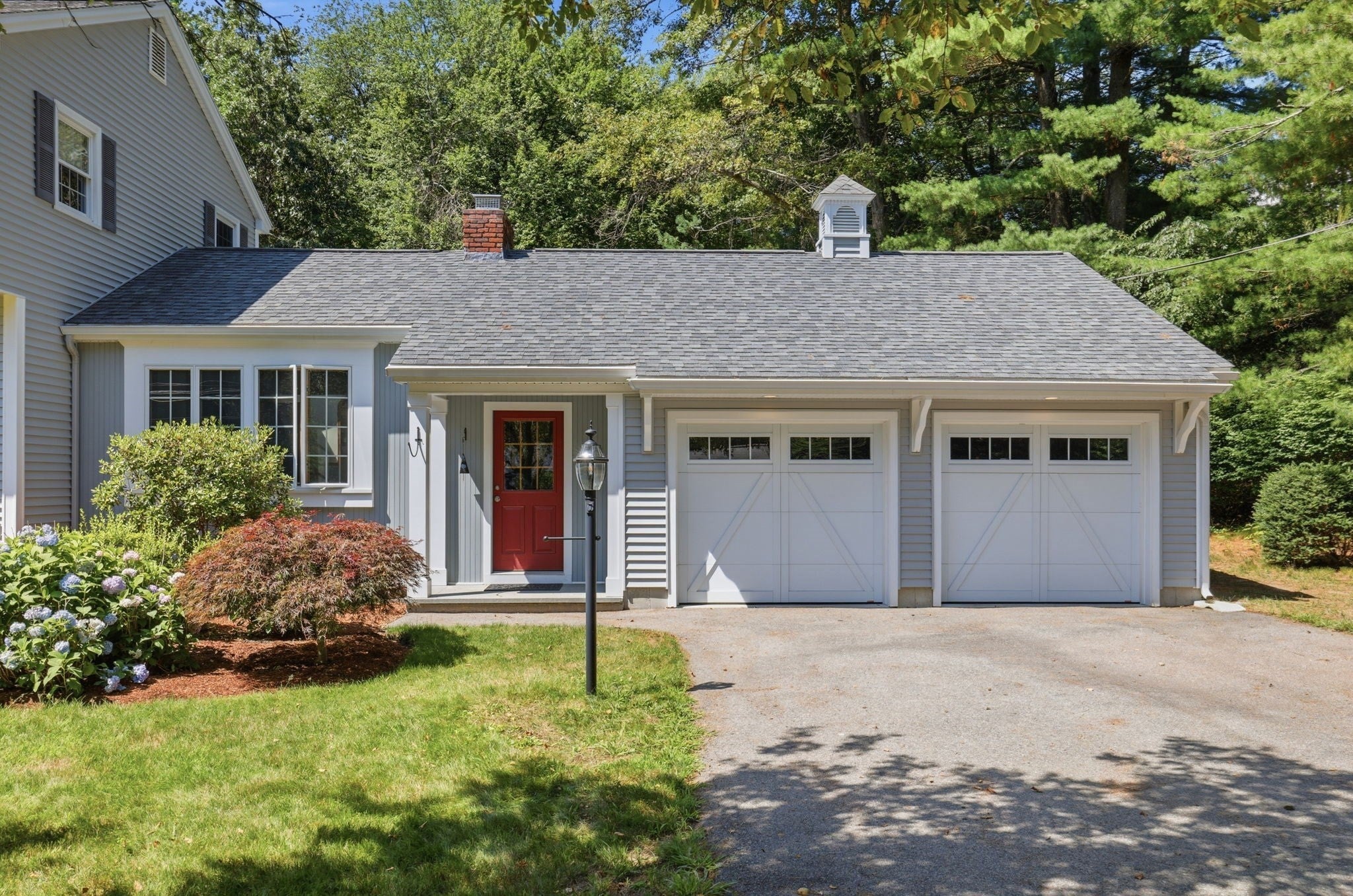 5 Regis Rd