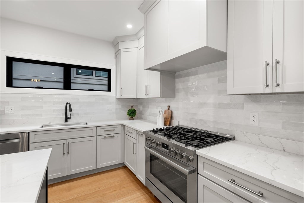 811 Heath St #Rear, Brookline, MA, 811 Heath St #Rear, Brookline, MA Photo #11