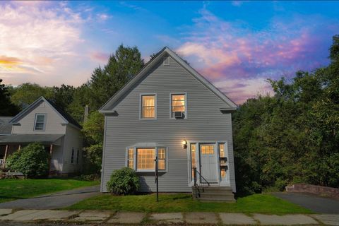 220 Orange St Athol MA 01331