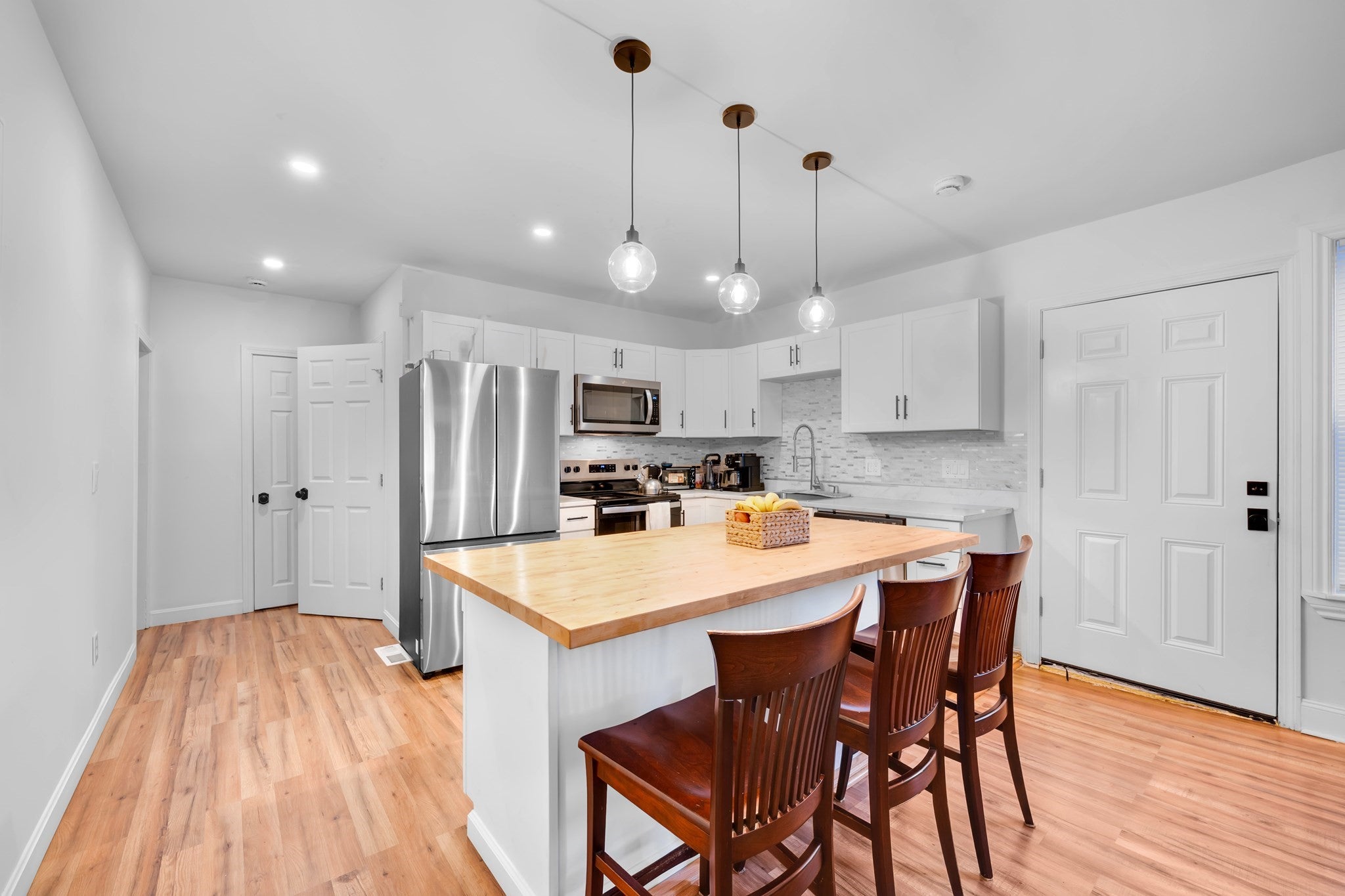 21 Birch St, Clinton, MA, 21 Birch St, Clinton, MA Photo #4