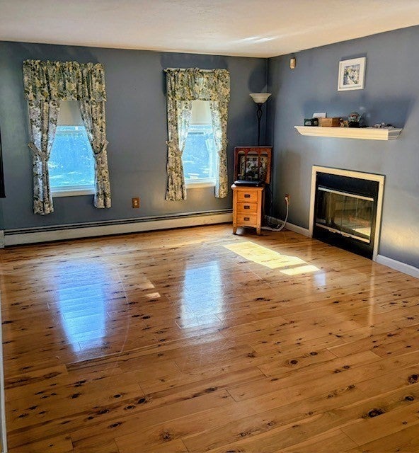10 Flaxfield Road, Dudley, MA Photo #4