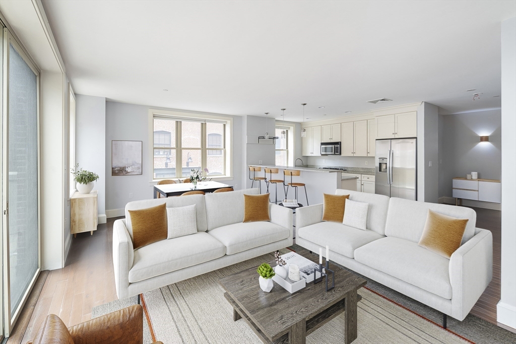 116-128 Rantoul Street 109