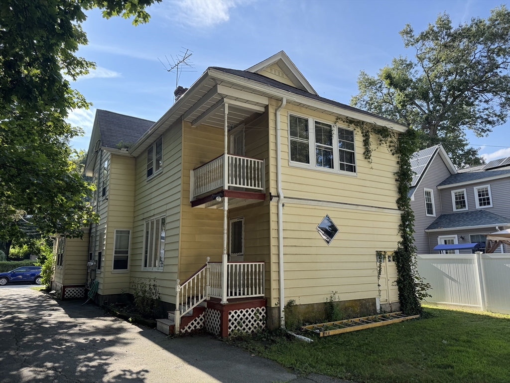 35 Agate Ave