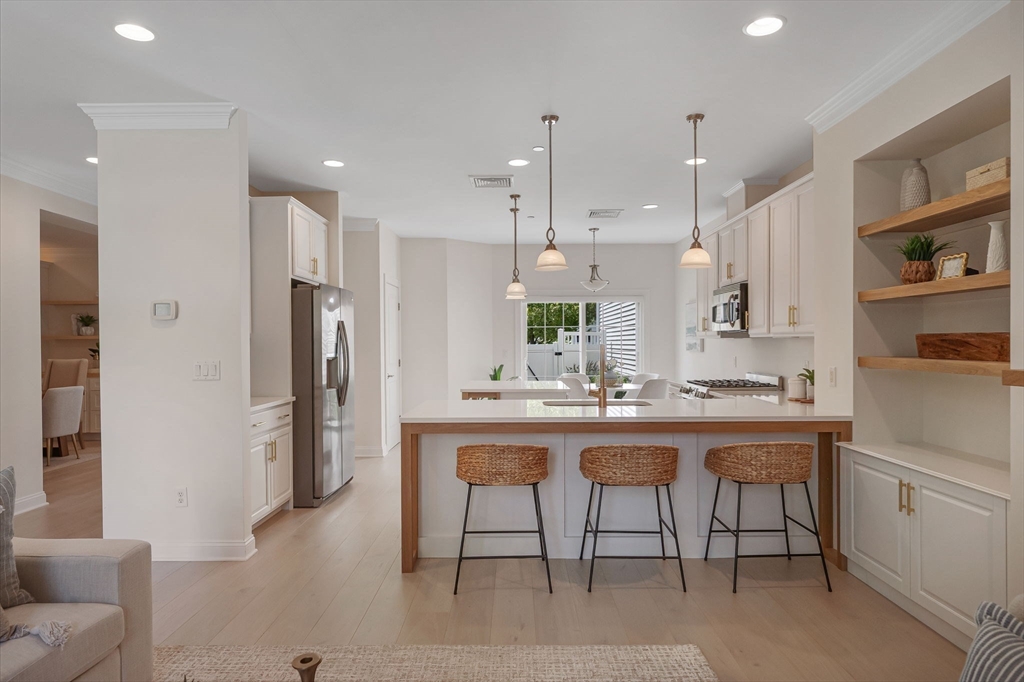 180 Halsted Drive 180