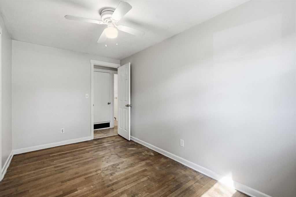 300 Newhouse St, Springfield, MA, 300 Newhouse St, Springfield, MA Photo #16