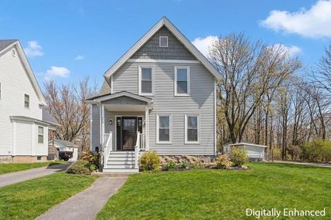 22 Elmwood Street Grafton MA 01560