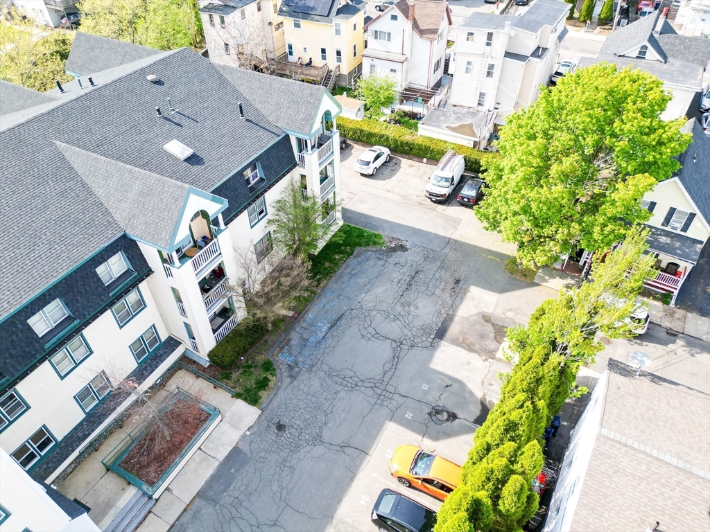 38 Carter St 303