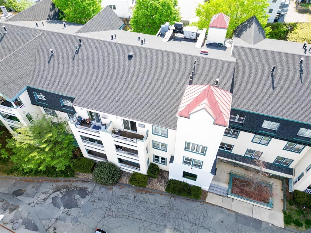38 Carter St 303