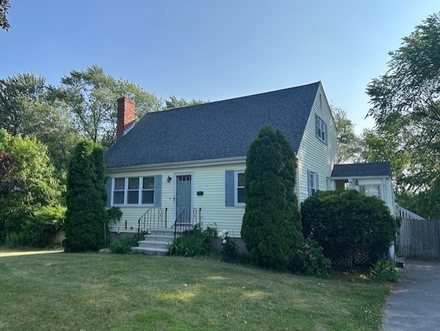 Click for 196 North Street, Foxboro, MA slideshow Click for 196 North Street, Foxboro, MA slideshow