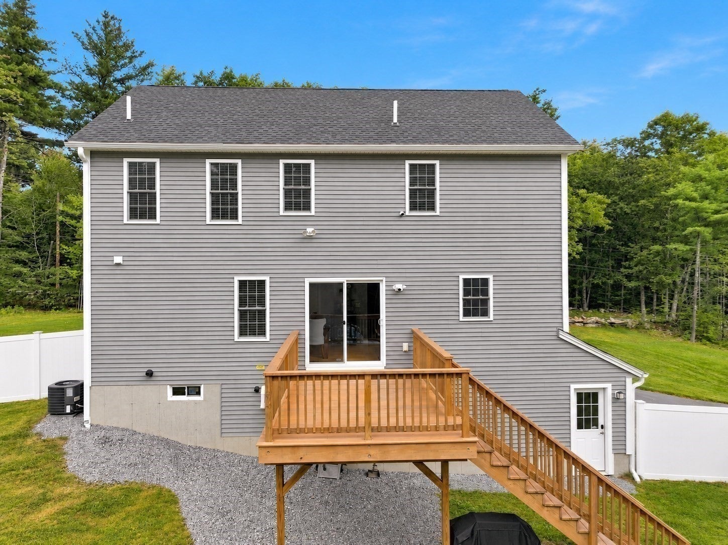 358 Williams Rd, Fitchburg, MA Photo #6