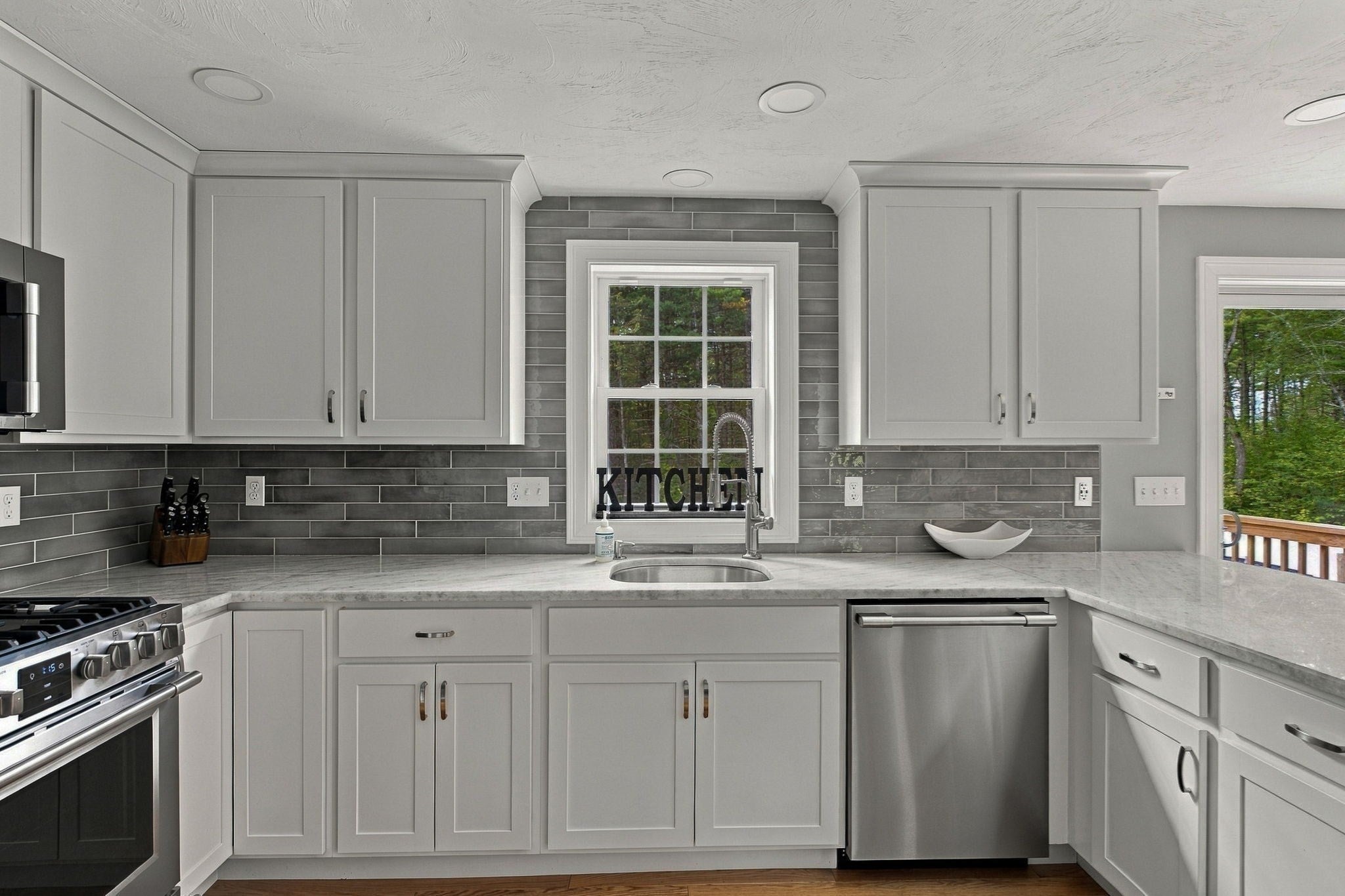 358 Williams Rd, Fitchburg, MA Photo #12