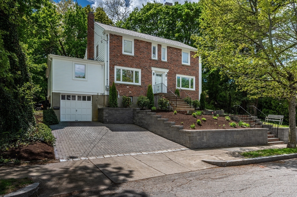 Photo of 150 Cotton St, Newton, MA