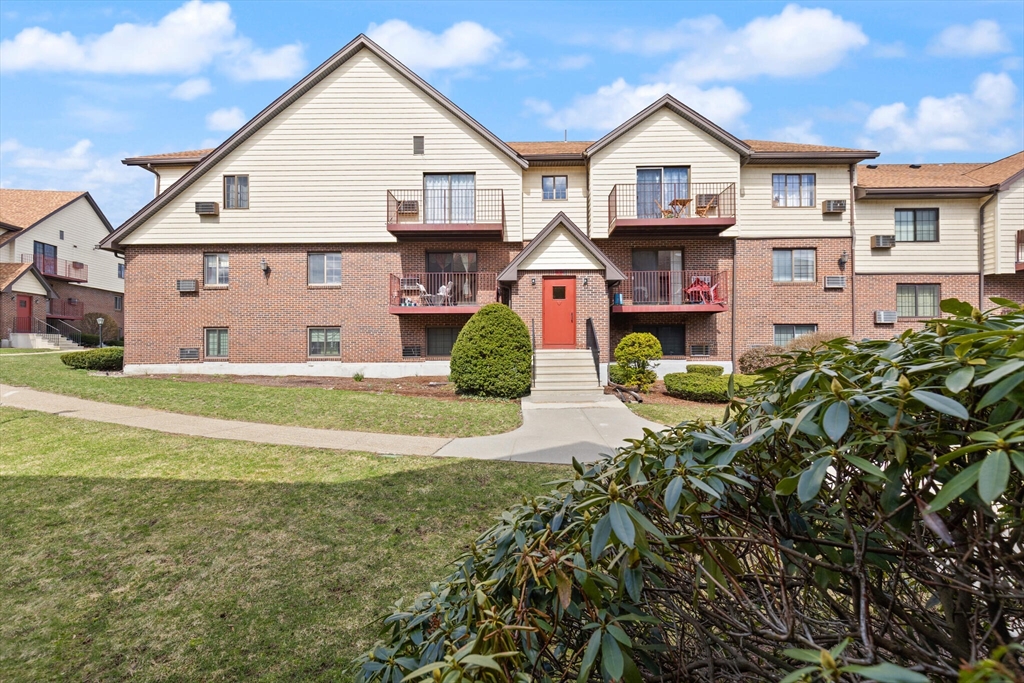 1 Royal Crest Dr #3, Randolph, MA Photo #22