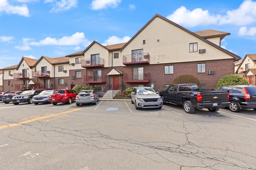 1 Royal Crest Dr #3, Randolph, MA Photo #21