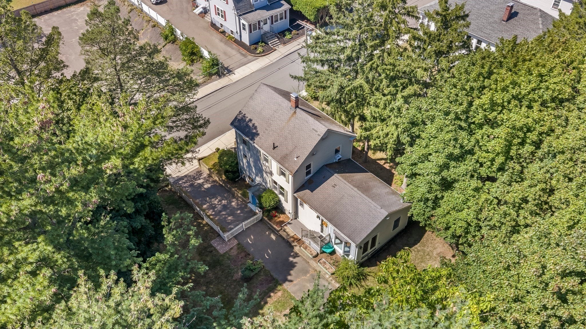 17 Fairview Ave