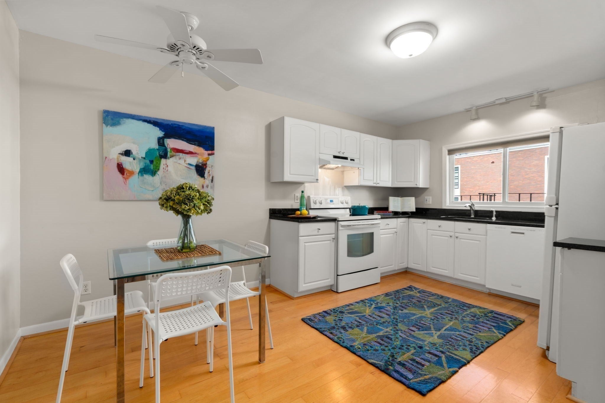 31 Highland Avenue #2, Newton, MA Photo #5