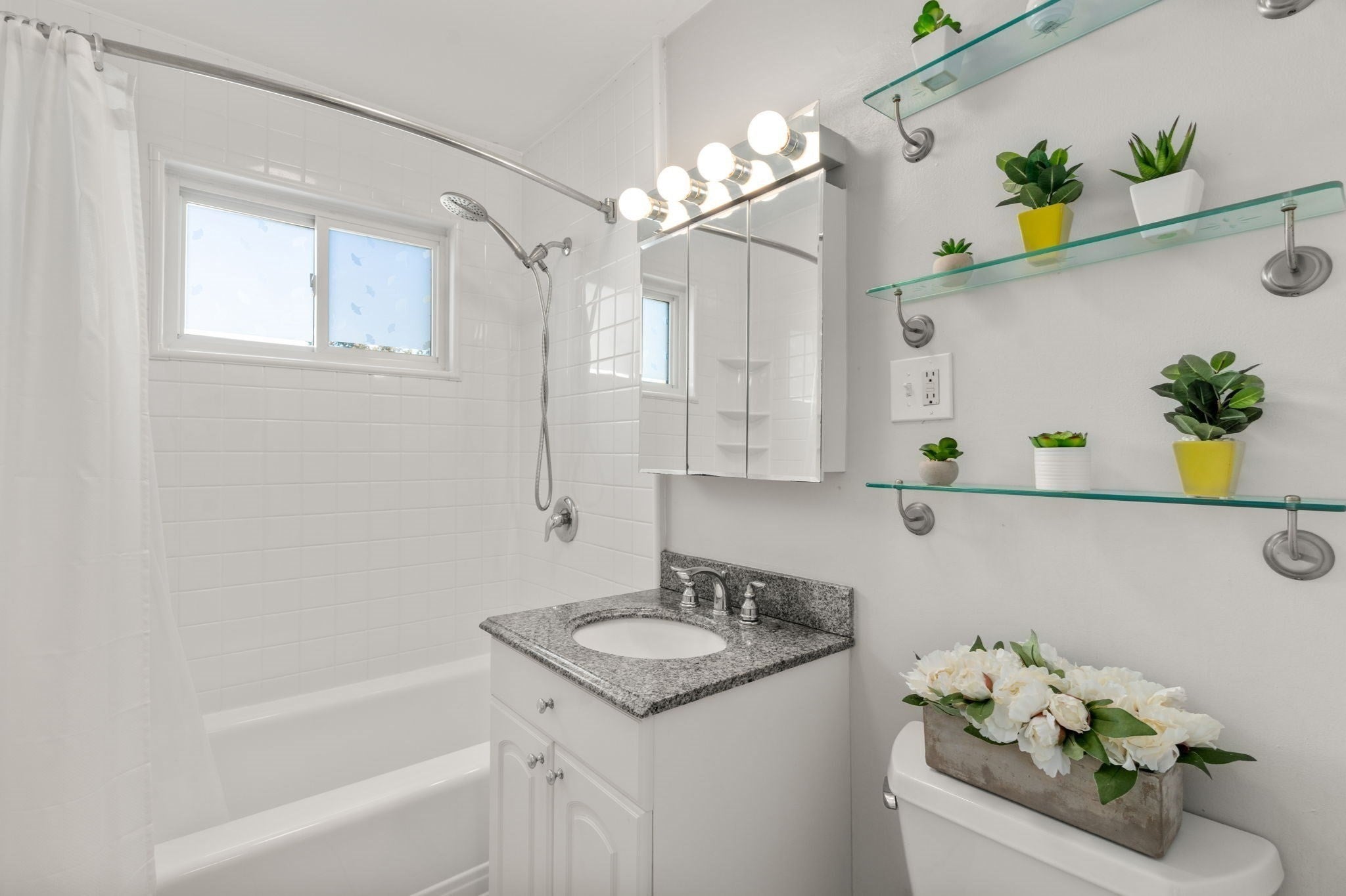 31 Highland Avenue #2, Newton, MA Photo #8
