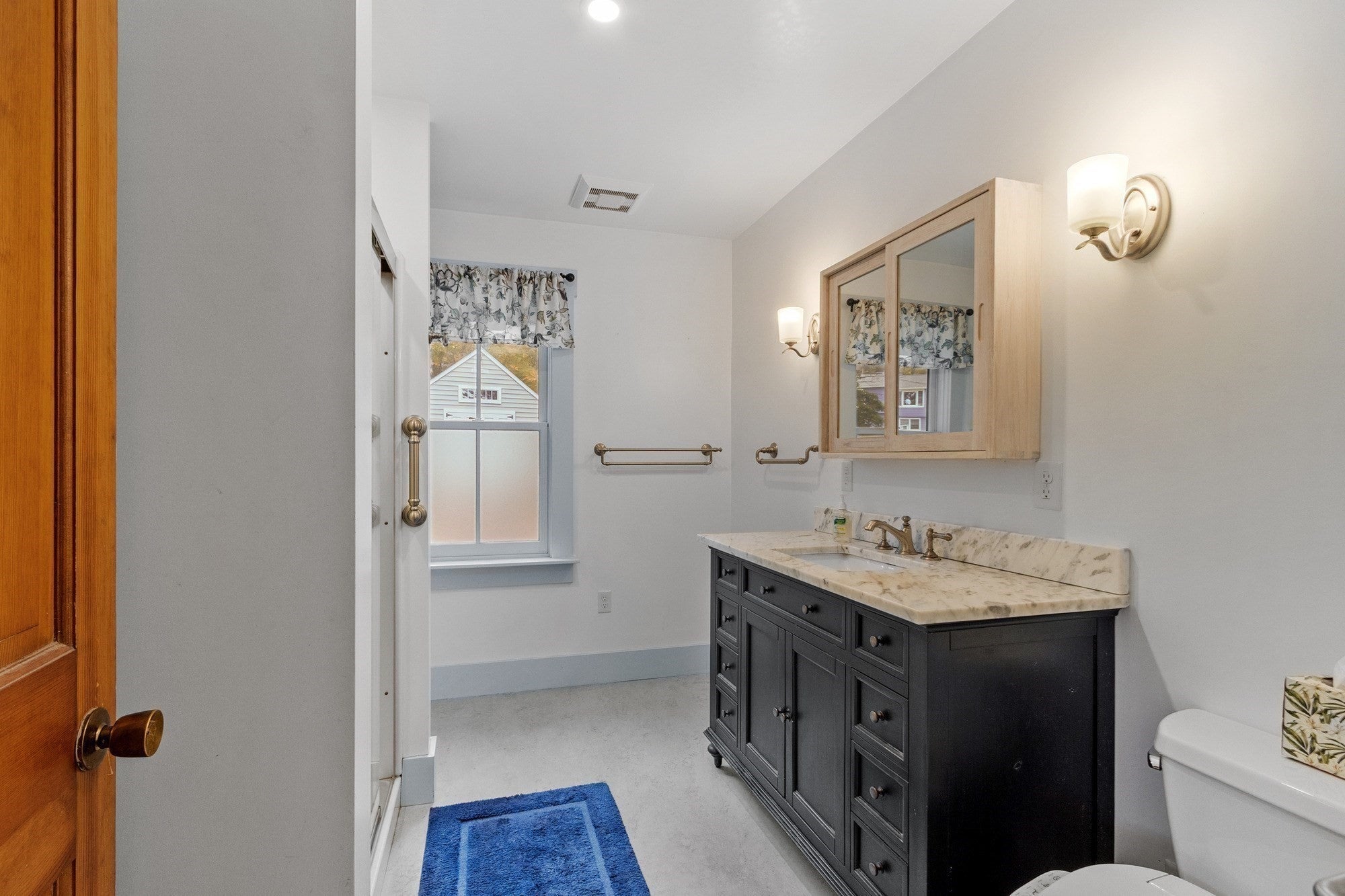 330 Washington Street, Melrose, MA, 330 Washington Street, Melrose, MA Photo #17