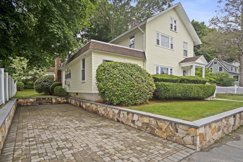 85 Lynde Street
