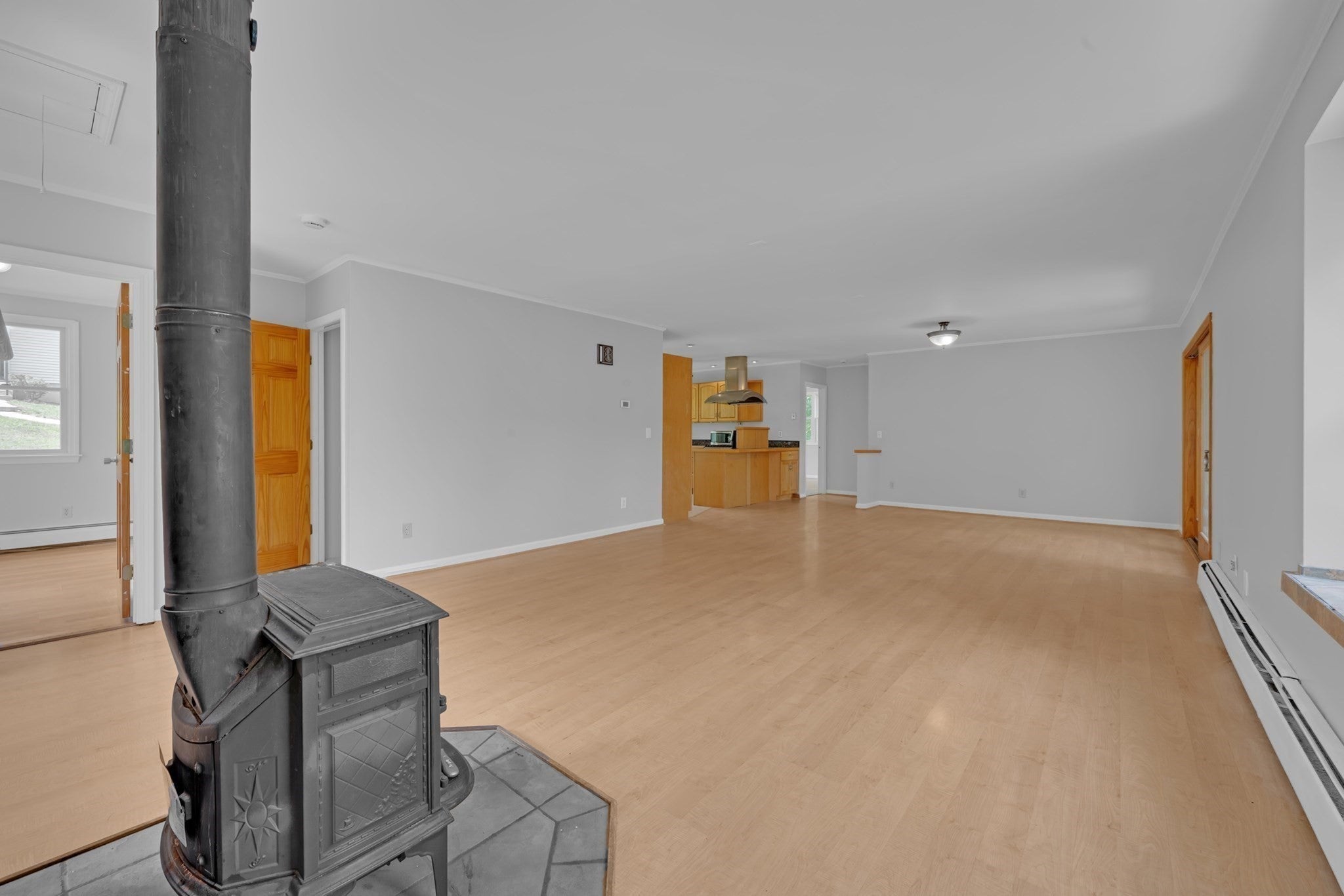 19 Crocker Ave, Lunenburg, MA, 19 Crocker Ave, Lunenburg, MA Photo #11